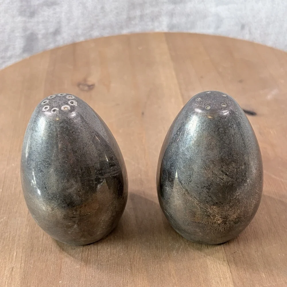 Vintage MCM Metallic Egg Shape Salt & Pepper Shakers Silver Gray‎ Set